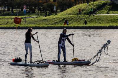 Halloween na Wiśle, przepłynęła fala "strachu potwora wszelakiego" - zdjęcie 13