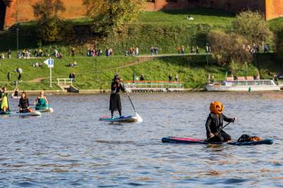Halloween na Wiśle, przepłynęła fala "strachu potwora wszelakiego" - zdjęcie 30