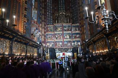 Pogrzeb Wandy Półtawskiej, państwowy charakter uroczystości - zdjęcie 15