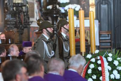 Pogrzeb Wandy Półtawskiej, państwowy charakter uroczystości - zdjęcie 14