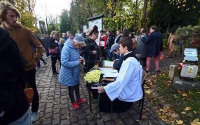 Kwesta na ratowanie zabytkowych nagrobków na cmentarzu Rakowickim - zdjęcie 10