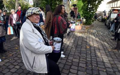 Kwesta na ratowanie zabytkowych nagrobków na cmentarzu Rakowickim - zdjęcie 2