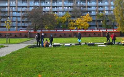 Cmentarz Rakowicki: deweloperzy podchodzą coraz bliżej - zdjęcie 12