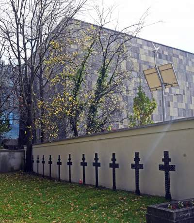 Cmentarz Rakowicki: deweloperzy podchodzą coraz bliżej - zdjęcie 4