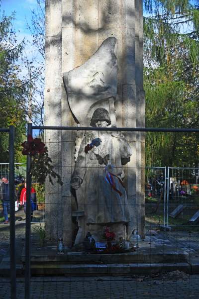 Najstarsza, wciąż czynna krakowska nekropolia. Wyjątkowy cmentarz - zdjęcie 37