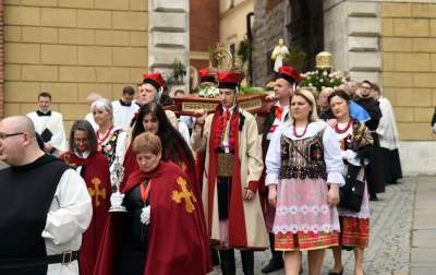 Procesja z Wawelu na Skałkę: w tym roku w cieniu skandali - zdjęcie 5