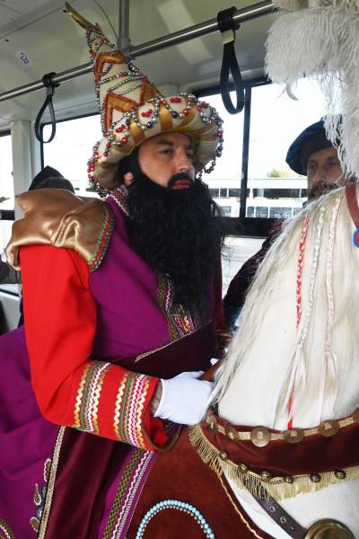 Lajkonik przyłożył buławą Lajkonikowi, na szczęście - zdjęcie 5