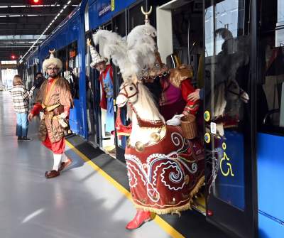 Lajkonik przyłożył buławą Lajkonikowi, na szczęście - zdjęcie 14