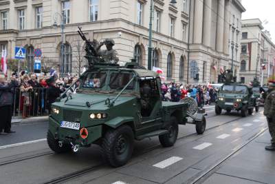 Krakowskie świętowanie niepodległości, bez nacjonalistycznych haseł - zdjęcie 37