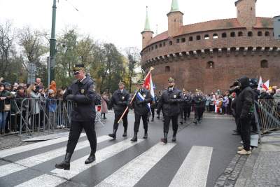 Krakowskie świętowanie niepodległości, bez nacjonalistycznych haseł - zdjęcie 19