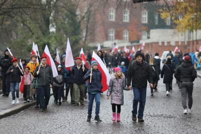 Krakowskie świętowanie niepodległości, bez nacjonalistycznych haseł - zdjęcie 2