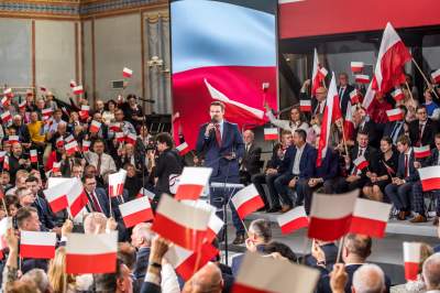 Kaczyński w Krakowie: "Cierpieć i umierać za ojczyznę to rzecz piękna" - zdjęcie 13