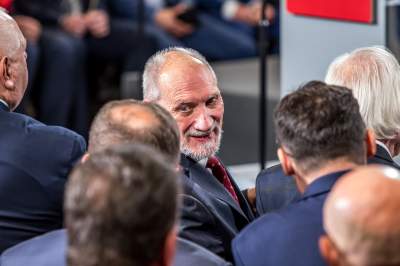 Kaczyński w Krakowie: "Cierpieć i umierać za ojczyznę to rzecz piękna" - zdjęcie 15