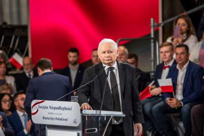 Kaczyński w Krakowie: "Cierpieć i umierać za ojczyznę to rzecz piękna" - zdjęcie 17