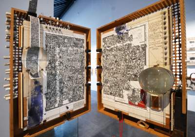 Intrygująca wystawa rektora krakowskiej ASP. "Artysta transmedialny" - zdjęcie 22