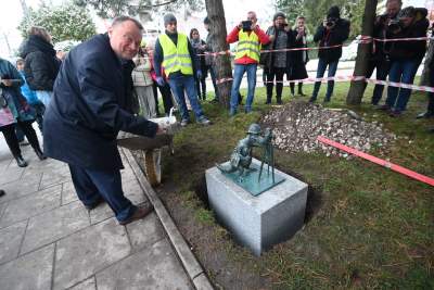 Osadzanie Smoka Geodety, początek Smoczego Szlaku w Krakowie - zdjęcie 4