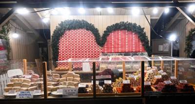 Ruszył jarmark bożonarodzeniowy, ceny nie zniechęcają - zdjęcie 24