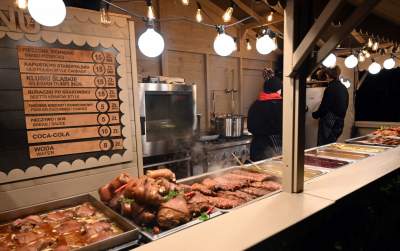 Ruszył jarmark bożonarodzeniowy, ceny nie zniechęcają - zdjęcie 6