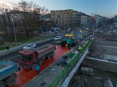 Asfaltowanie na moście Dębnickim, to już ostatni etap remontu - zdjęcie 9