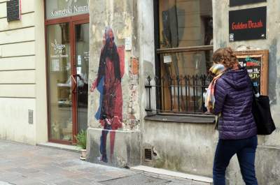 Tajemnicze postaci pojawiły się na krakowskich murach - zdjęcie 8