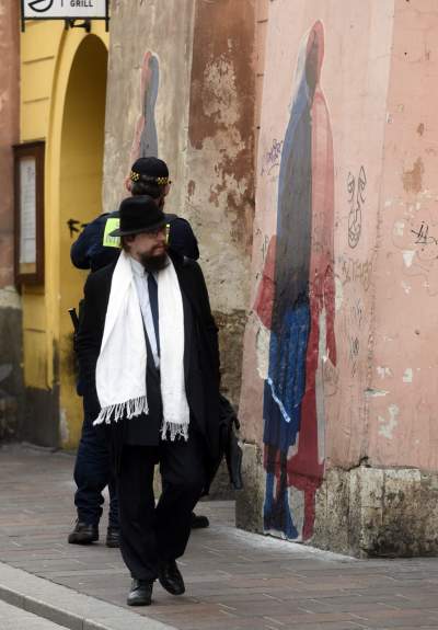 Tajemnicze postaci pojawiły się na krakowskich murach - zdjęcie 5