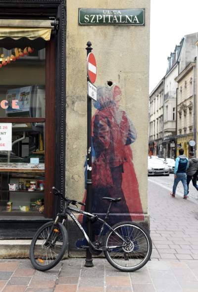 Tajemnicze postaci pojawiły się na krakowskich murach - zdjęcie 11