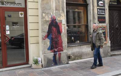 Tajemnicze postaci pojawiły się na krakowskich murach - zdjęcie 15