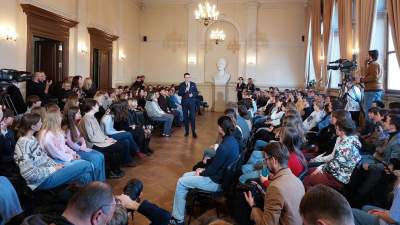 Szymon Hołownia w V LO w Krakowie, młodzież zachwycona - zdjęcie 12