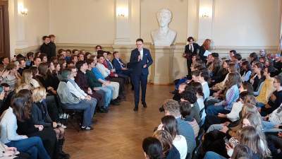 Szymon Hołownia w V LO w Krakowie, młodzież zachwycona - zdjęcie 10