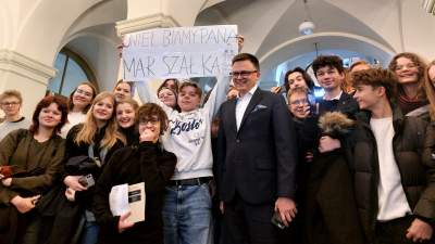 Szymon Hołownia w V LO w Krakowie, młodzież zachwycona - zdjęcie 3