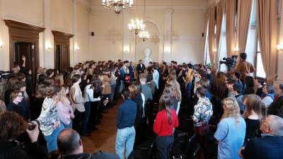 Szymon Hołownia w V LO w Krakowie, młodzież zachwycona - zdjęcie 9