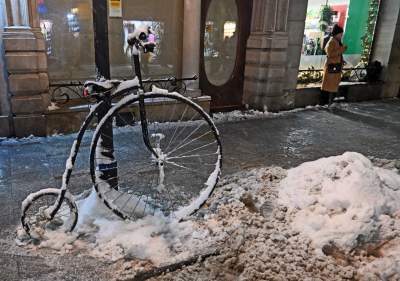 Choinka na Rynku, świąteczna iluminacja i zima. Turyści lubią to! - zdjęcie 16
