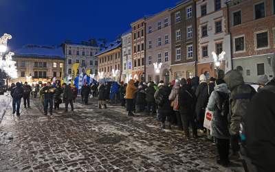 Bezpłatny karp, kapusta z grochem i zupa grzybowa. Nowa świąteczna tradycja - zdjęcie 21