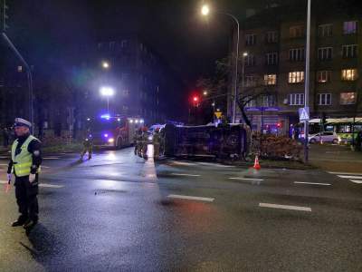Zderzenie dwóch karetek na Al. Słowackiego - zdjęcie 2