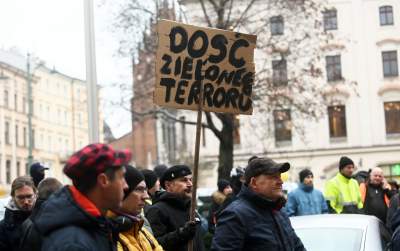 Które z tych zdjęć najlepiej podsumowuje miniony rok? Oceńcie sami - zdjęcie 154