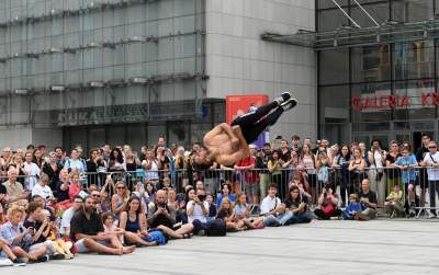 Które z tych zdjęć najlepiej podsumowuje miniony rok? Oceńcie sami - zdjęcie 80