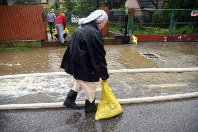 Leje jak z cebra, podtopienia w Bieżanowie. Kiedy wyjrzy słońce? - zdjęcie 27