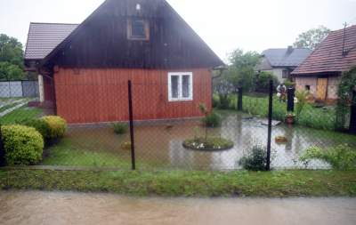 Leje jak z cebra, podtopienia w Bieżanowie. Kiedy wyjrzy słońce? - zdjęcie 36