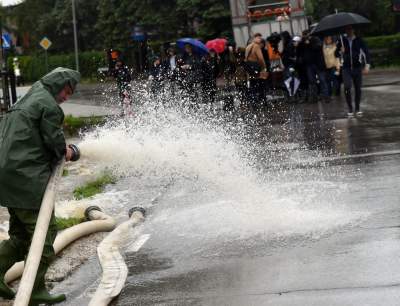 Leje jak z cebra, podtopienia w Bieżanowie. Kiedy wyjrzy słońce? - zdjęcie 30