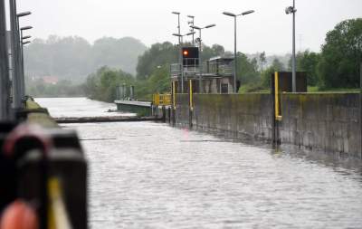 Leje jak z cebra, podtopienia w Bieżanowie. Kiedy wyjrzy słońce? - zdjęcie 4