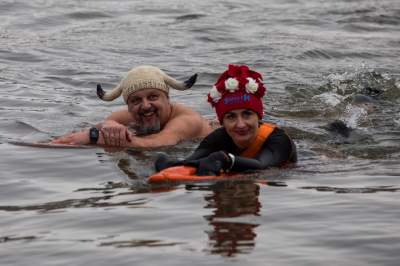 Uwielbiają zimową kąpiel w Wiśle, tak wzmacniają swój organizm - zdjęcie 13