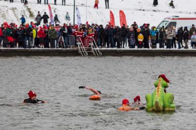 Uwielbiają zimową kąpiel w Wiśle, tak wzmacniają swój organizm - zdjęcie 20
