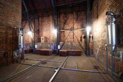 Wawelski strych niczym dworcowa hala, tu nie wpuszczają zwiedzających - zdjęcie 56