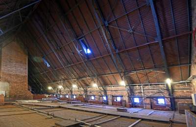 Wawelski strych niczym dworcowa hala, tu nie wpuszczają zwiedzających - zdjęcie 4