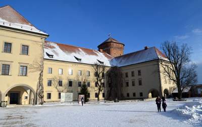 Wawelski strych niczym dworcowa hala, tu nie wpuszczają zwiedzających - zdjęcie 9