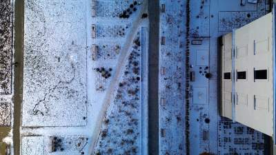 Park Szymborskiej zimą wygląda jeszcze piękniej - zdjęcie 2