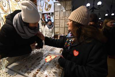 Anna Dymna jak zawsze wśród wolontariuszy, lubimy pomagać! - zdjęcie 15