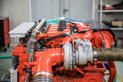 Prezentacja spalinowego silnika na wodór, sukces Politechniki Krakowskiej - zdjęcie 8