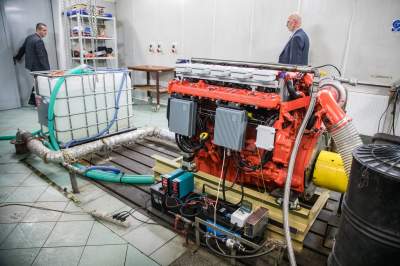 Prezentacja spalinowego silnika na wodór, sukces Politechniki Krakowskiej - zdjęcie 7