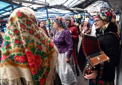 Babski comber czyli karnawałowa zabawa kobiet - zdjęcie 17